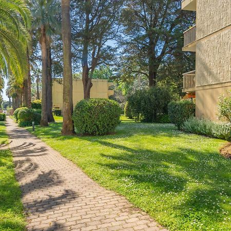 Spacious Apartment At A 5 Min Walk From The Beach Antibes Ngoại thất bức ảnh