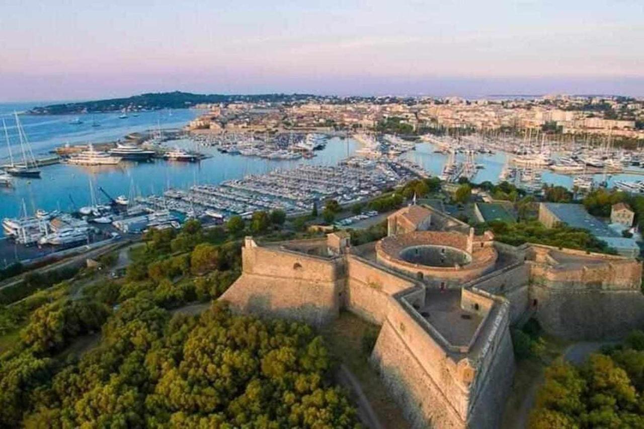 Spacious Apartment At A 5 Min Walk From The Beach Antibes Ngoại thất bức ảnh