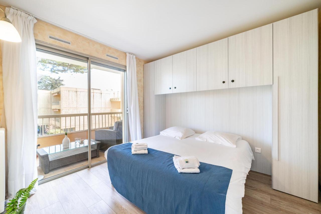 Spacious Apartment At A 5 Min Walk From The Beach Antibes Ngoại thất bức ảnh