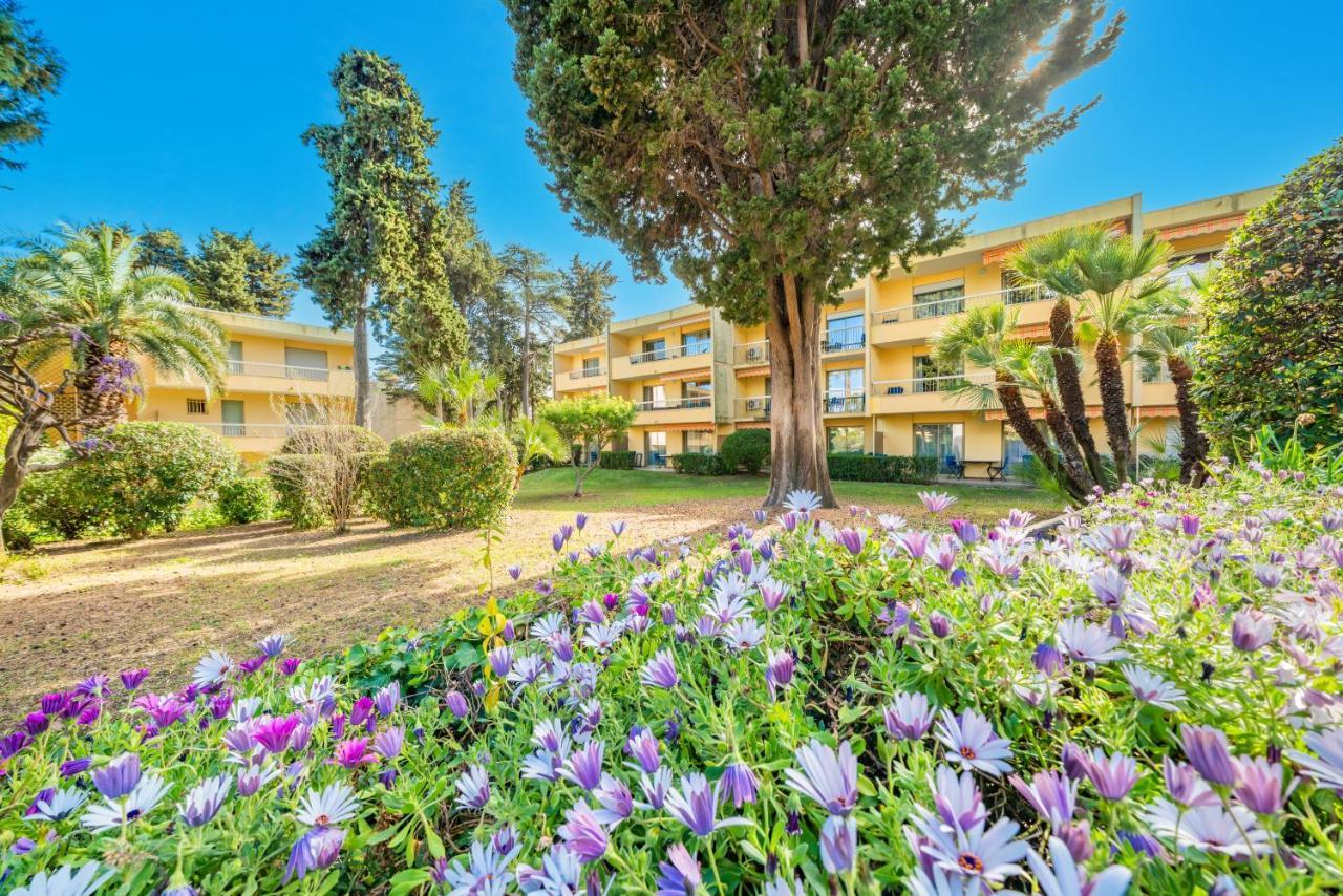 Spacious Apartment At A 5 Min Walk From The Beach Antibes Ngoại thất bức ảnh