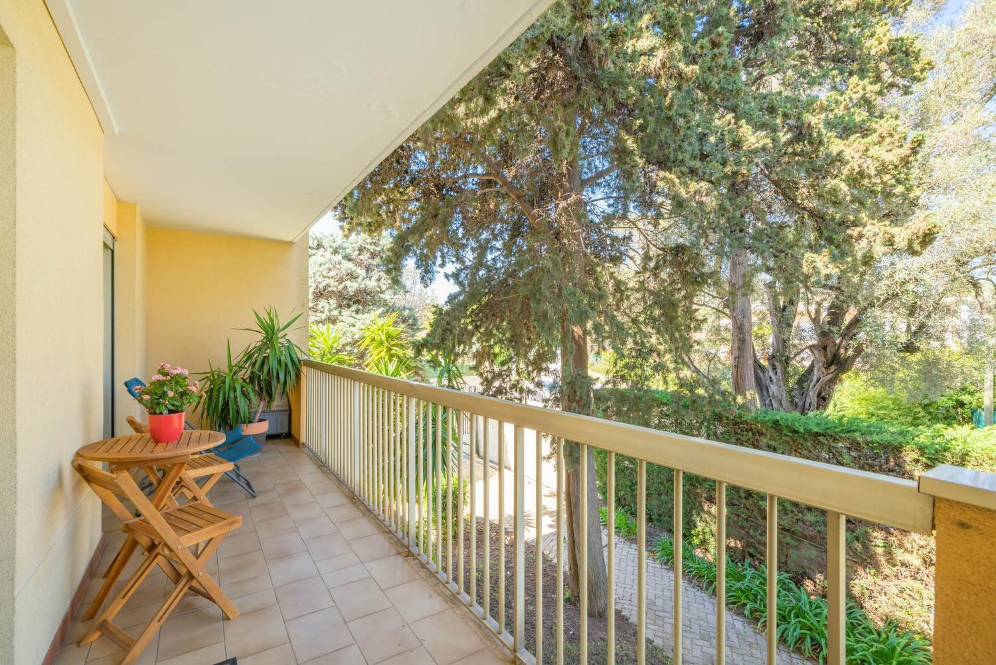 Spacious Apartment At A 5 Min Walk From The Beach Antibes Ngoại thất bức ảnh