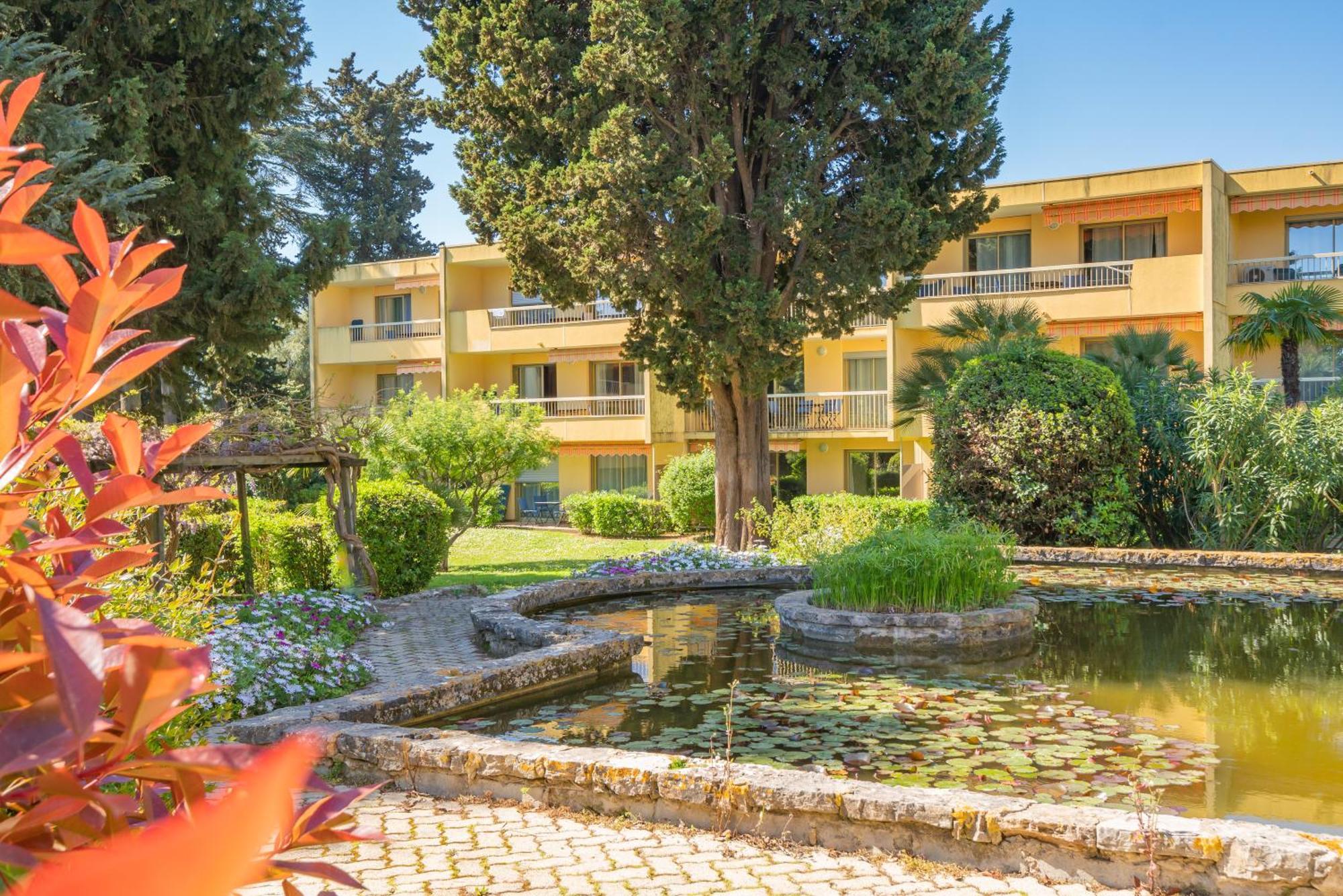 Spacious Apartment At A 5 Min Walk From The Beach Antibes Ngoại thất bức ảnh